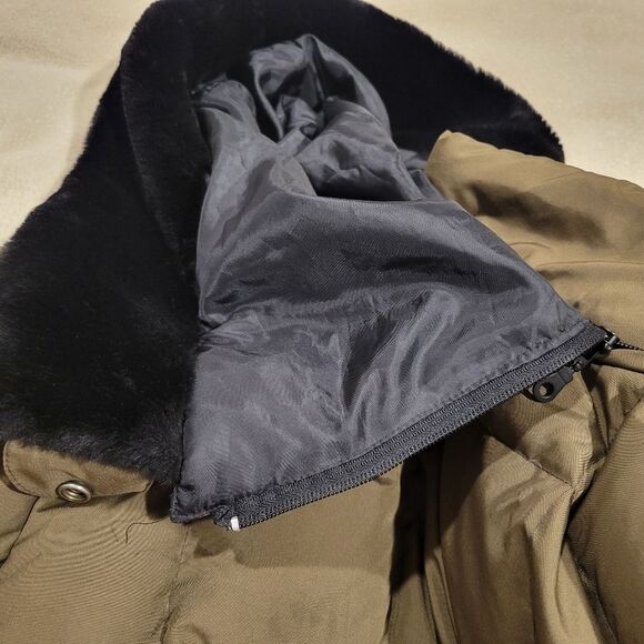 Rainier Goose Down puffer jacket, Sz 8 - Picture 6 of 15